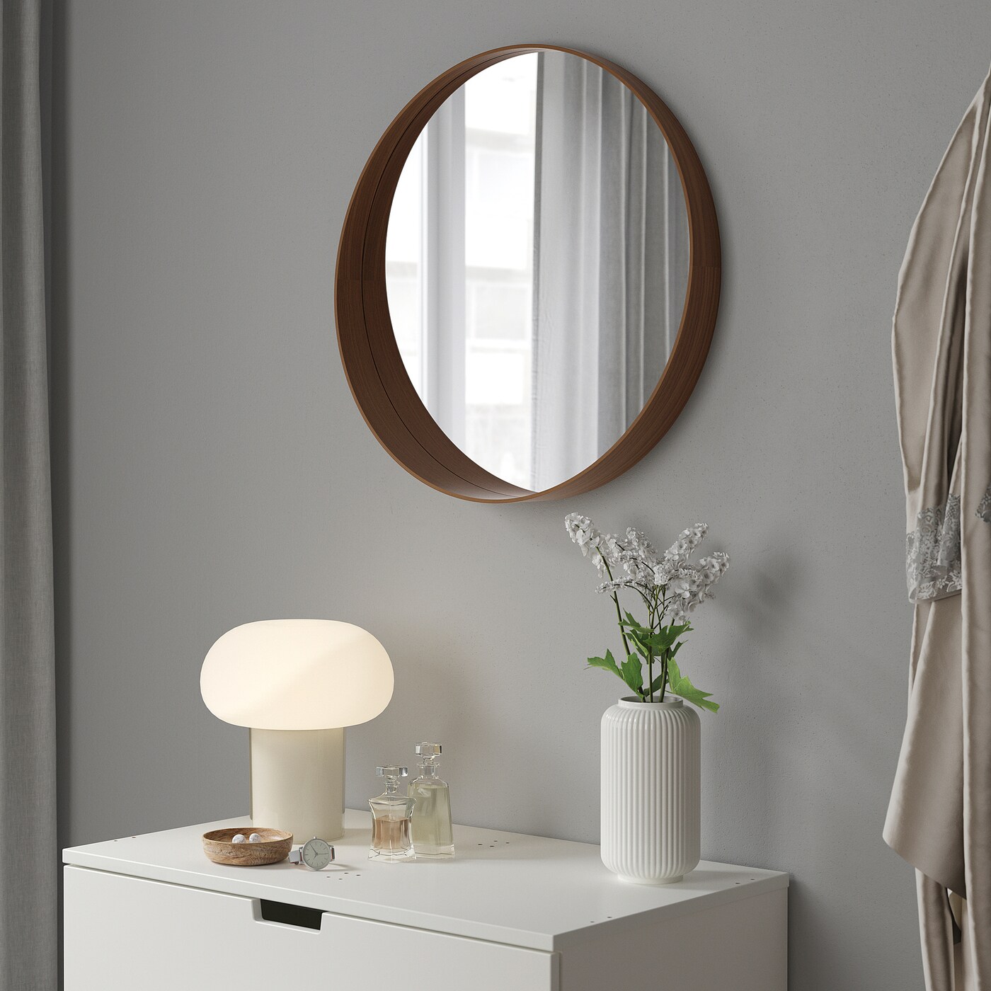 斯德哥尔摩的镜子,胡桃木单板,60厘米