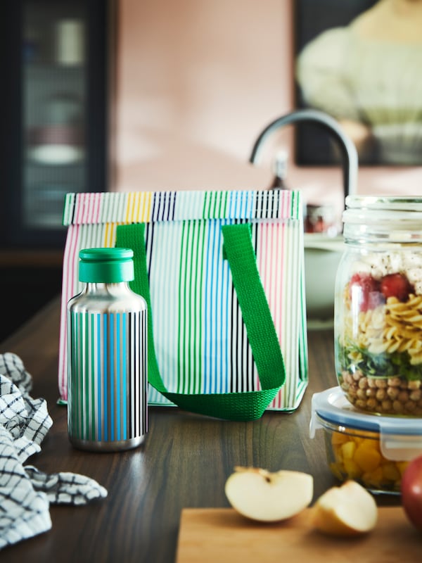 ENKELSPARIG水瓶和FLADDRIG午餐袋条纹/多色KORKEN罐盖的透明玻璃。