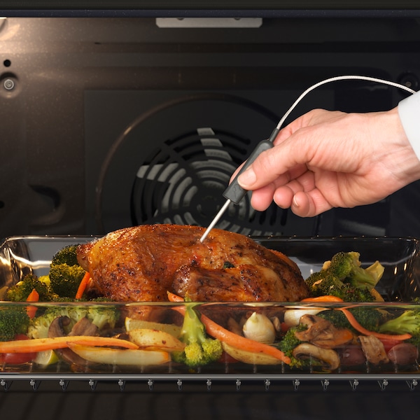 KULINARISK烤箱烤鸡烹饪和肉探针和使用