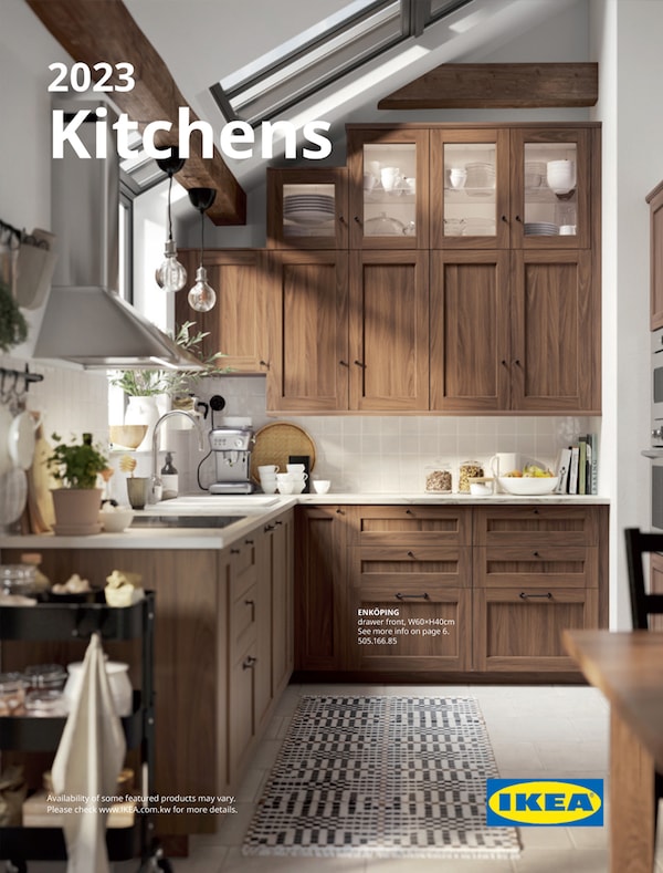 宜家厨房宣传册的封面展示烹饪区和亚博平台信誉怎么样炉子,烤箱,微波炉,排烟罩。