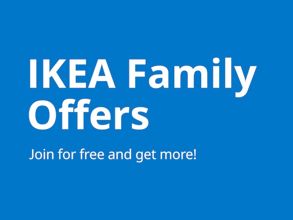 在蓝色背景白色文字写着:宜家的家庭提供。亚博平台信誉怎么样免费加入,得到更多!